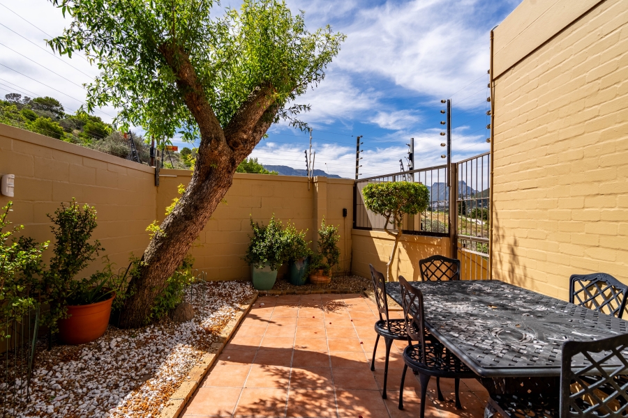 3 Bedroom Property for Sale in Northshore Western Cape